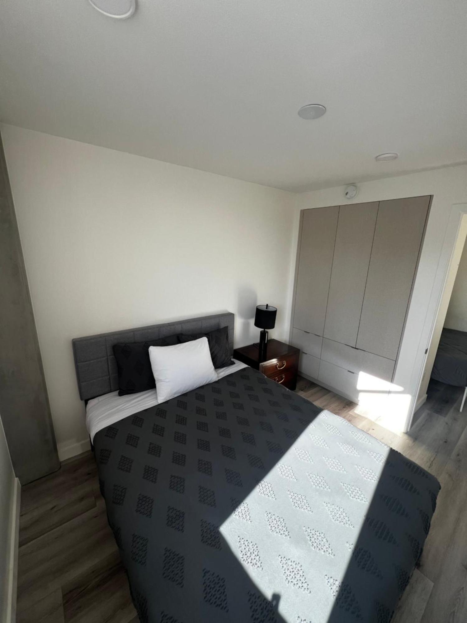 Apartamento Modern Hollywood Walk Of Fame Apts- Free Parking, 360 Rooftop, Pool, Gym- Centrally Located Los Angeles