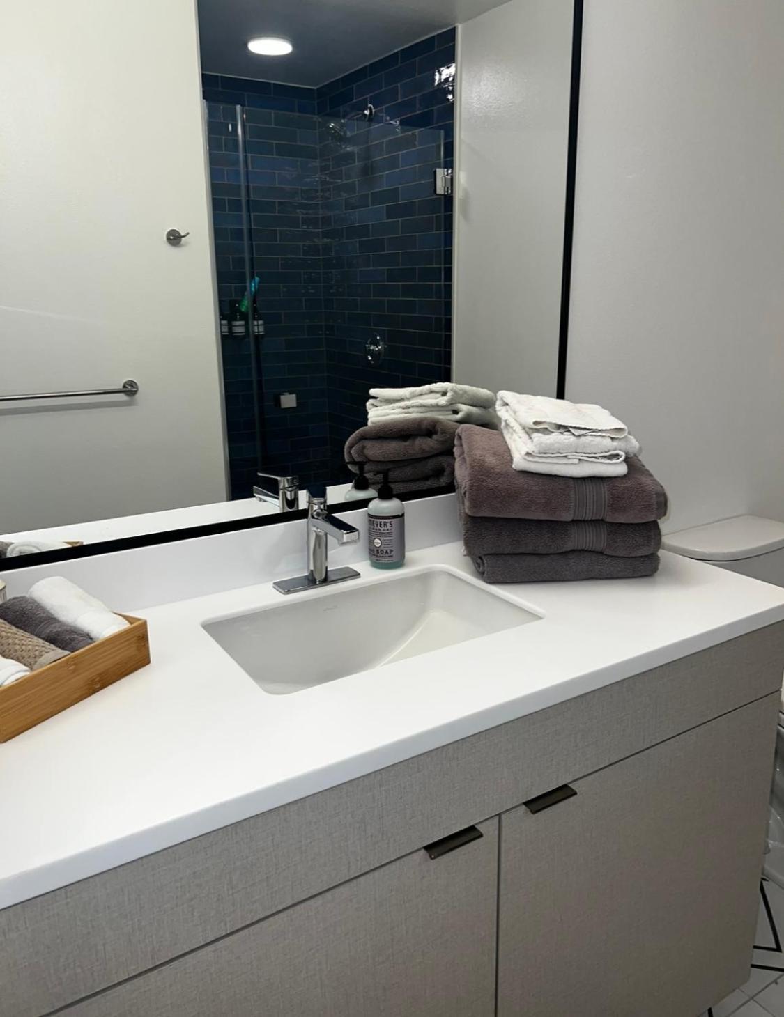 Apartamento Modern Hollywood Walk Of Fame Apts- Free Parking, 360 Rooftop, Pool, Gym- Centrally Located Los Angeles